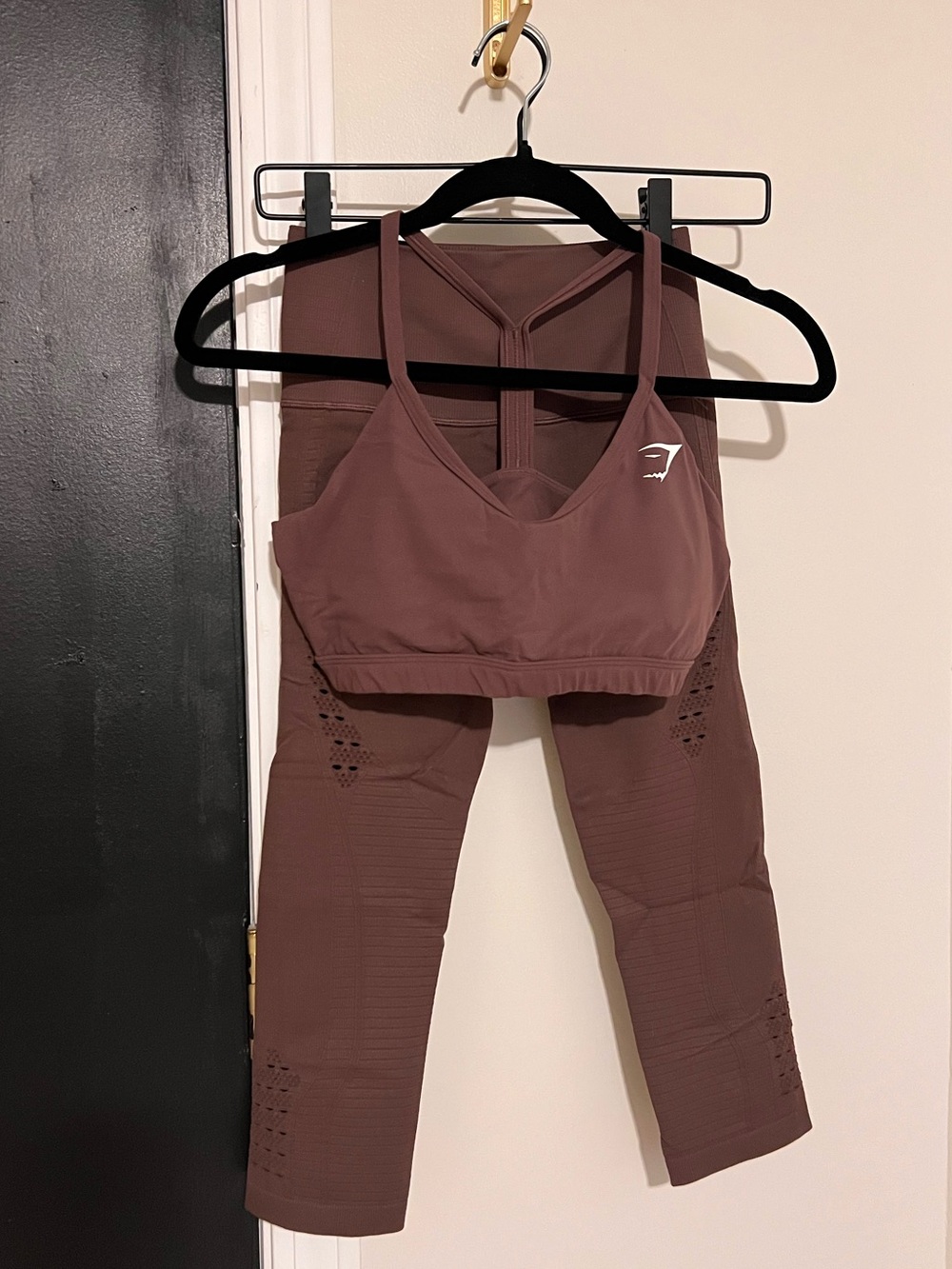 Gymshark Brown Energy+ High-Rise Capris & Sports Bra - Size Medium